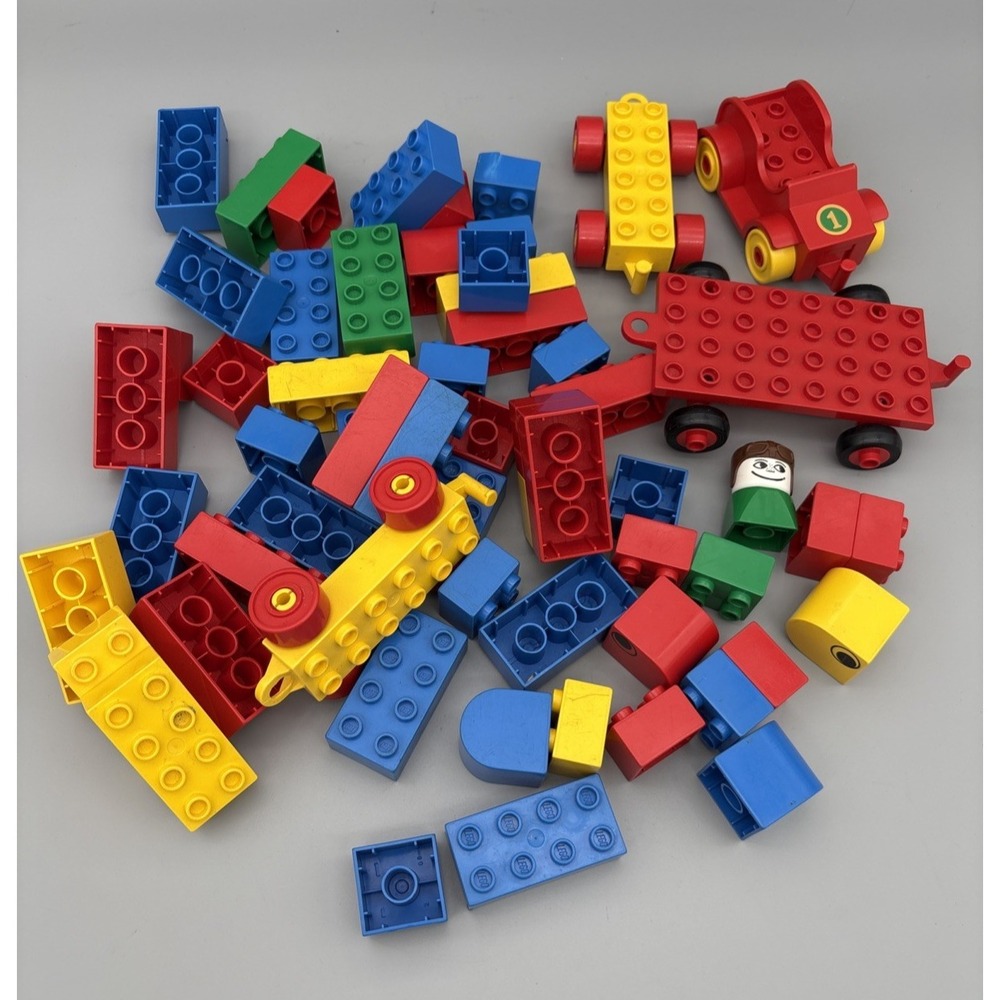 vintage‎ Lego Duplo Lot 61 Pcs Red Yellow Blue Green Blocks Wheels Misc